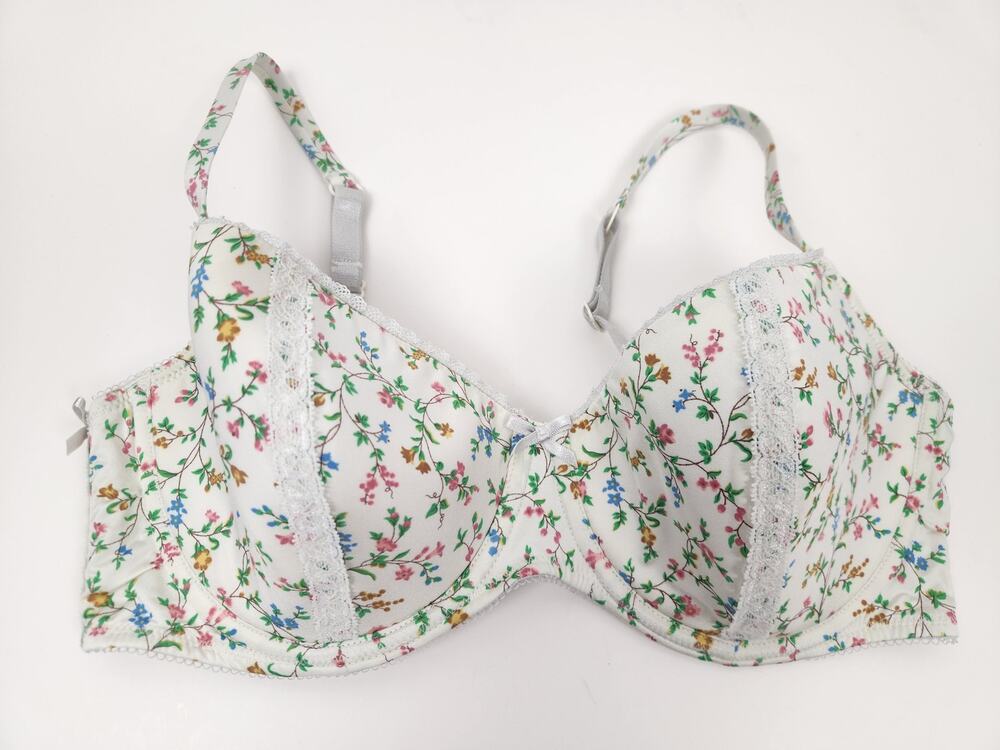 B.Tempt'd by Wacoal Demi Desire Contour Bra Style 953158 Floral Cream Size 36D